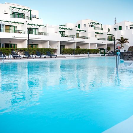 Apartamentos El Guarapo Costa Teguise Exteriör bild