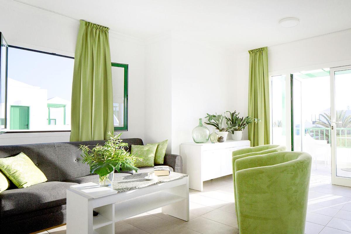Apartamentos El Guarapo Costa Teguise Exteriör bild