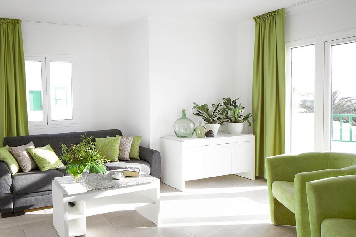 Apartamentos El Guarapo Costa Teguise Exteriör bild