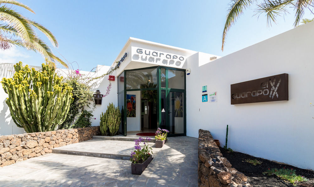 Apartamentos El Guarapo Costa Teguise Exteriör bild